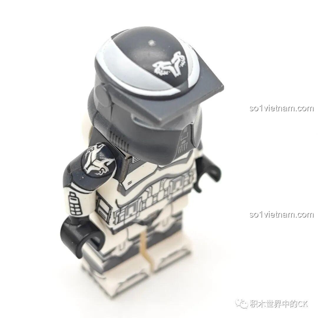 Minifigure WM2261 Wolfpack AT-RT Driver nhìn từ bên cạnh, set đồ chơi Lính Clone giá rẻ cho bé trai 6 tuổi, đồ chơi mô hình WM 6128 chất lượng cao.