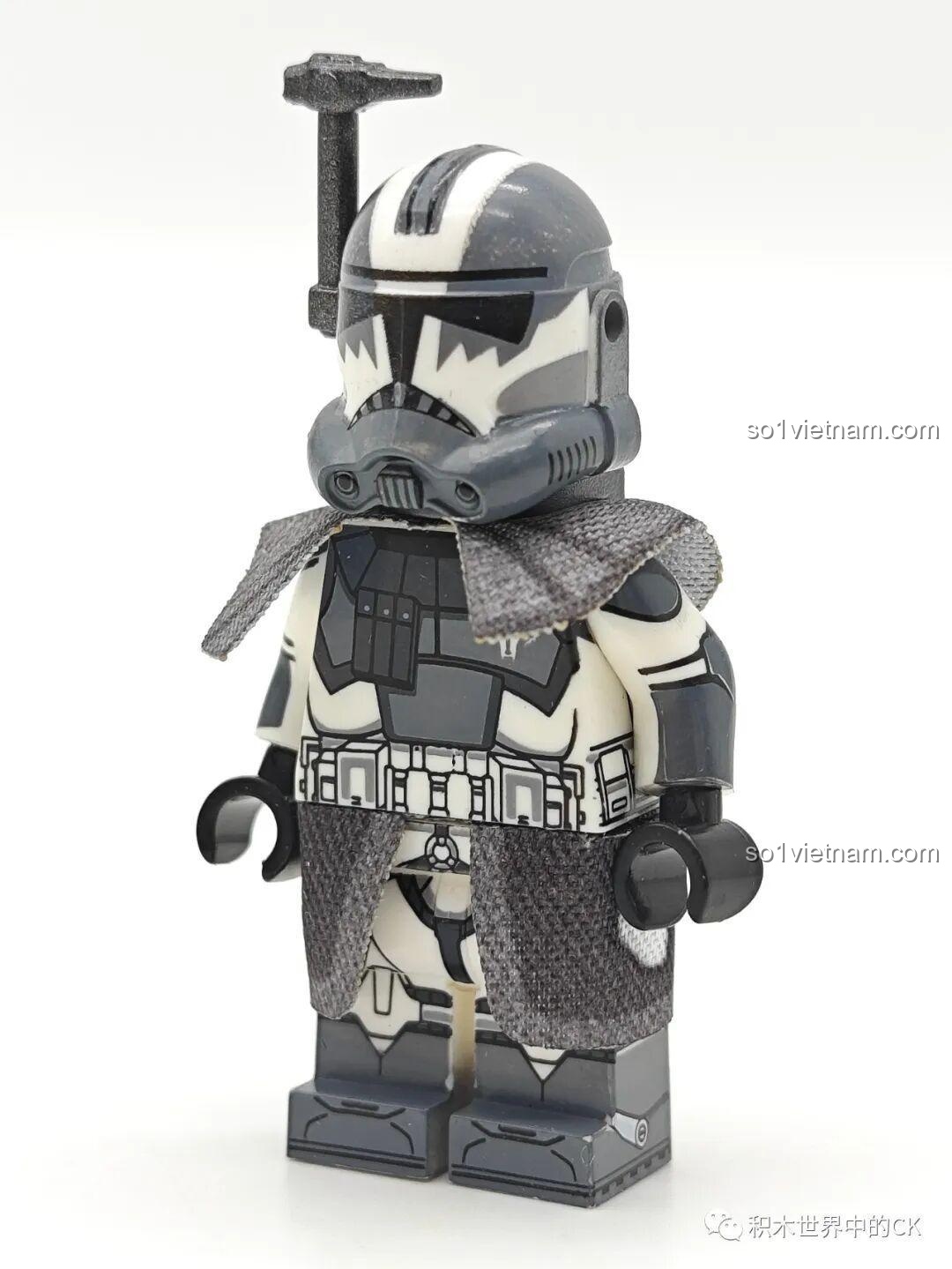 Bộ đồ chơi 6128, Wolfpack Captain với áo choàng vải, chi tiết cao, đồ chơi mô hình cho bé trai đam mê Star Wars.