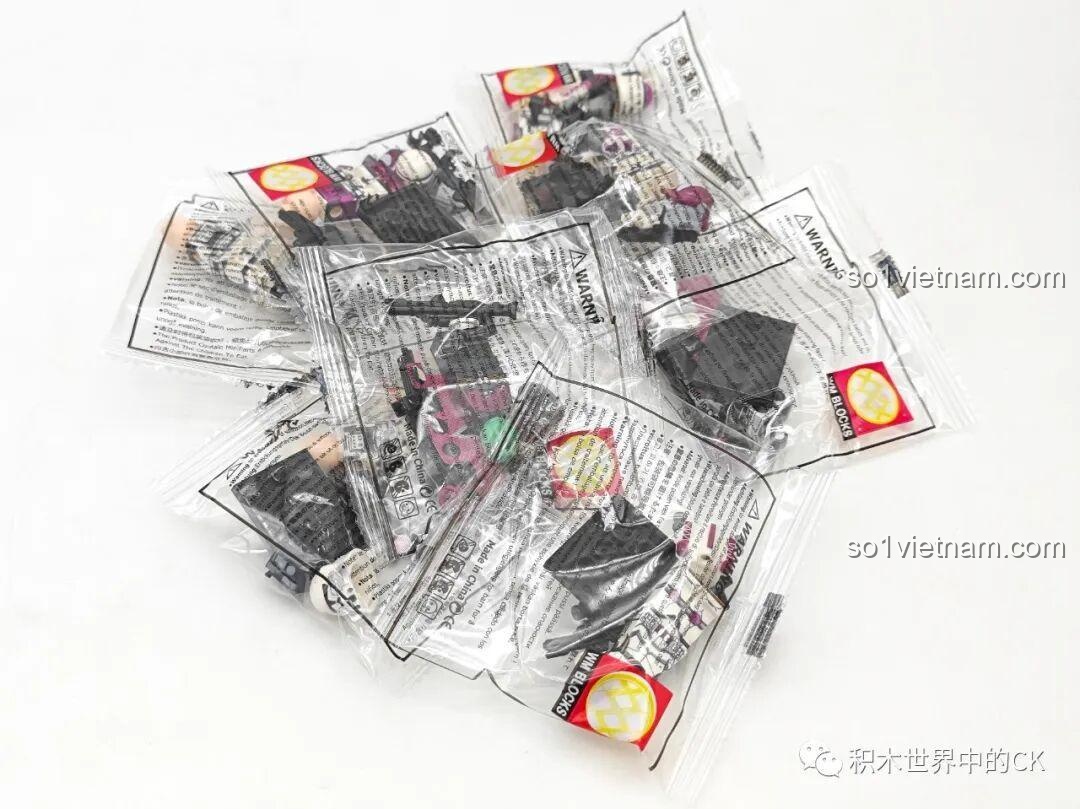 Các túi mảnh ghép riêng biệt của bộ WM6127, sẵn sàng cho trải nghiệm lắp ráp Minifigure Star Wars dễ dàng.