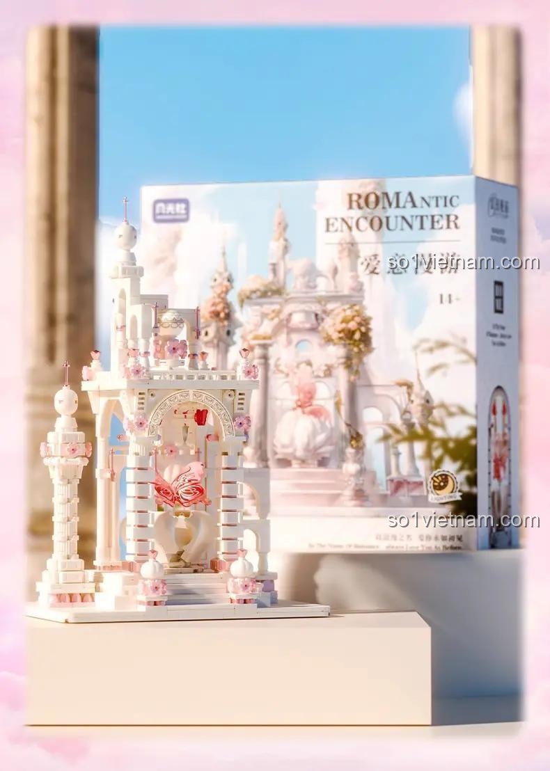 Hộp sản phẩm của bộ xếp hình Cung điện mộng mơ Wonder Moon 801114, món quà tặng ý nghĩa cho các dịp đặc biệt.