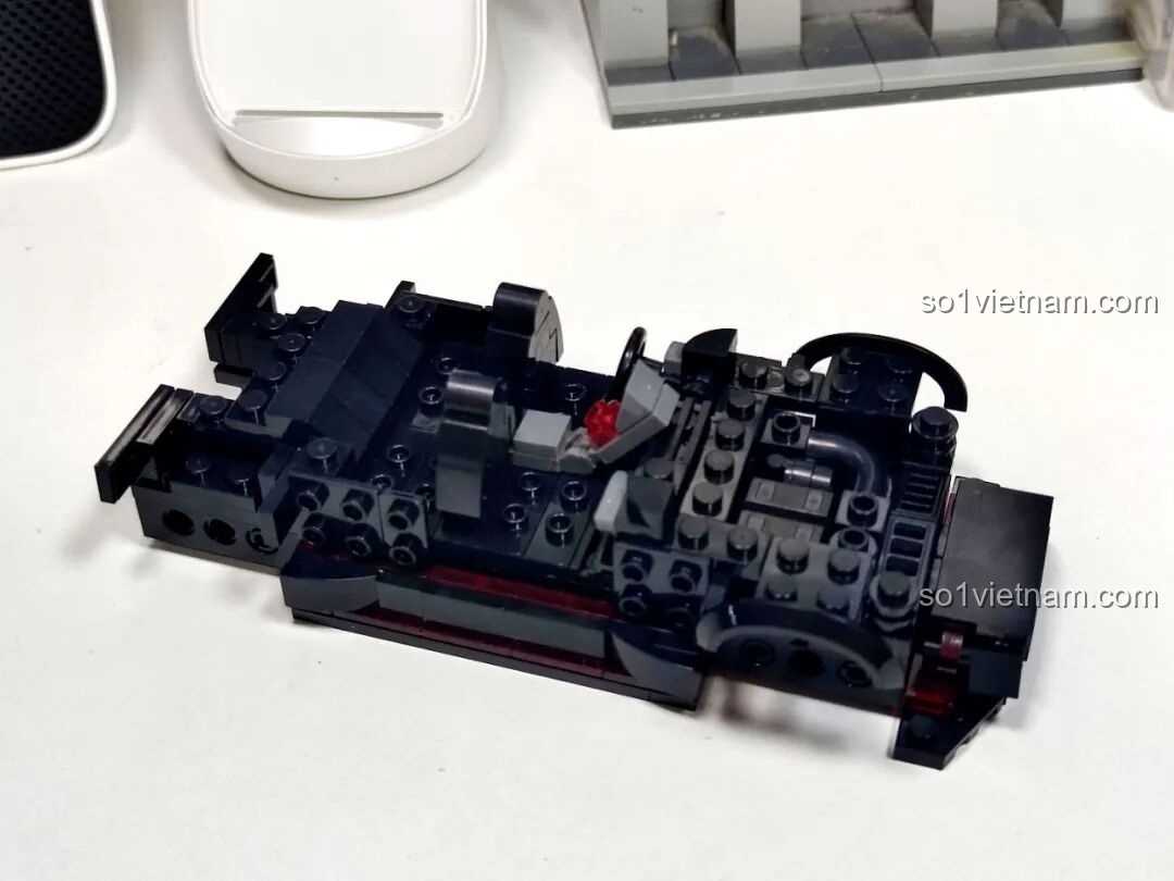 Khung gầm xe SUV địa hình Xbert 66006 WILD BISON bắt đầu hình thành từ các mảnh ghép.