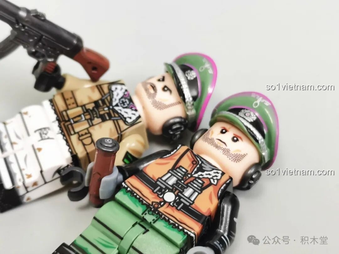 Mô hình xe tăng Maus 12GO 98002 nhìn từ góc chéo phía trước, thể hiện tổng thể thiết kế.