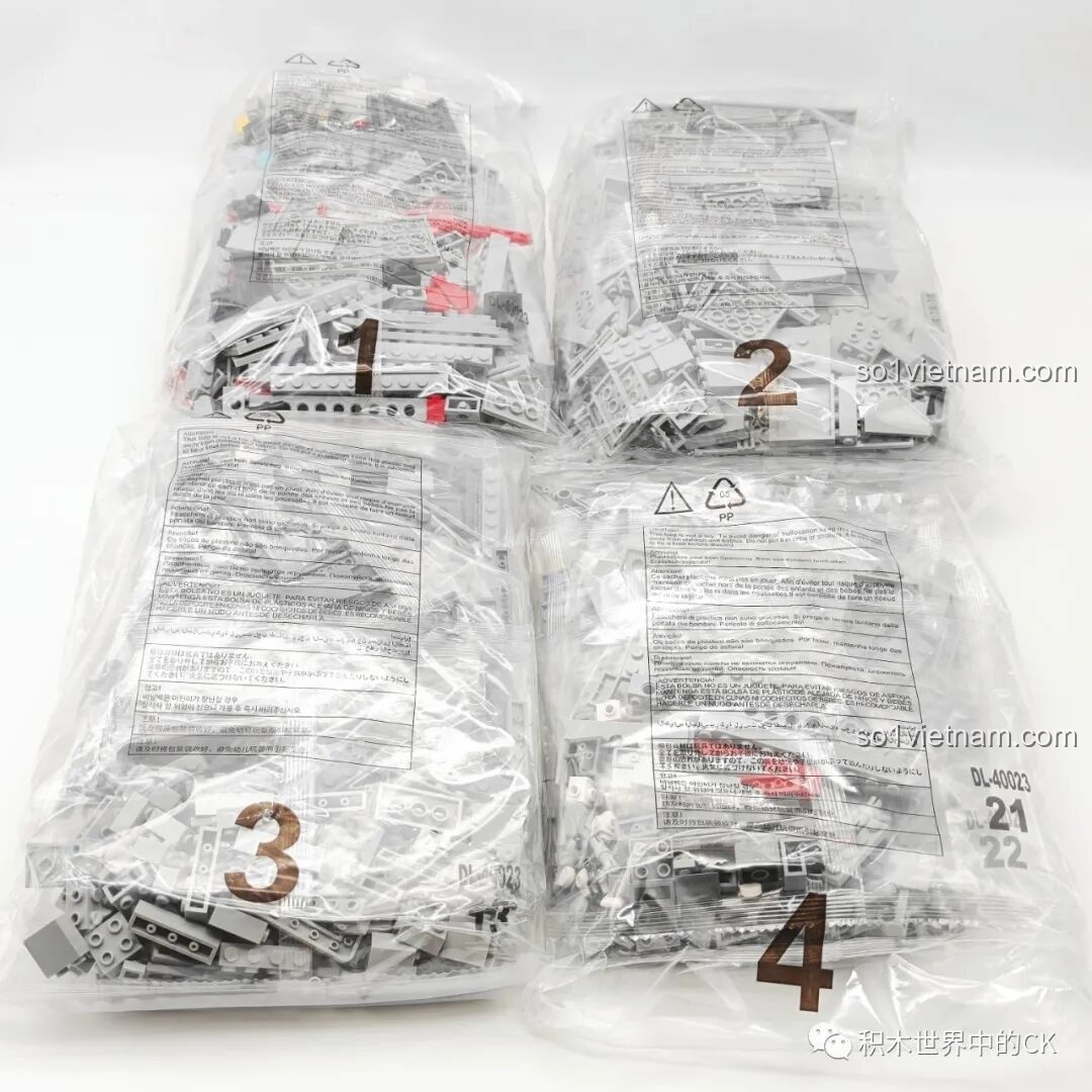 Các túi chi tiết của bộ ZDEL DL-40023 Tàu Sân Bay Phúc Kiến 003 được phân loại theo số thứ tự, giúp dễ dàng tìm kiếm.