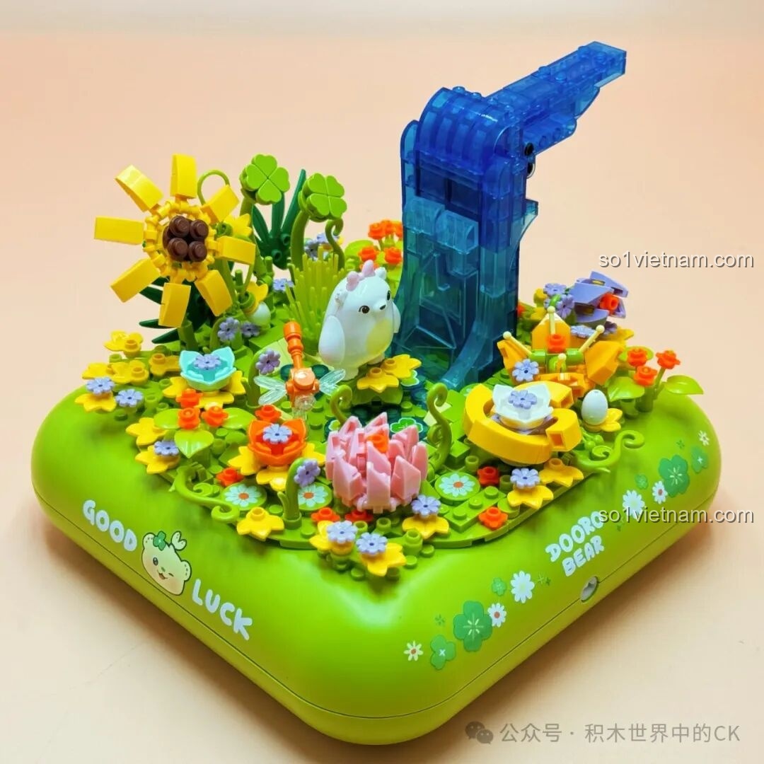 Trang trí khu vườn với hoa và lá cho bộ ZHEGAO 661007 