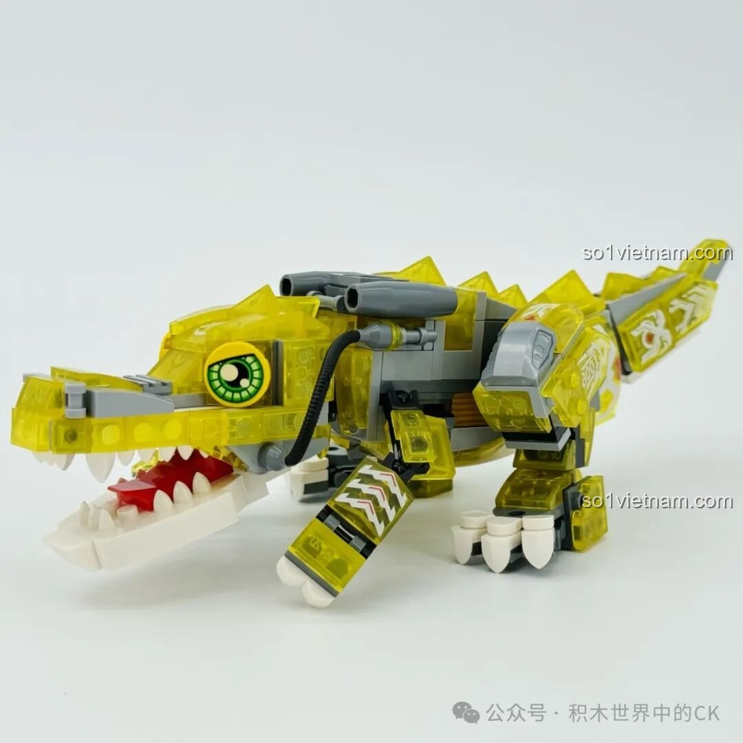 Mô hình Cá Sấu Vàng Hung Tợn ZHEGAO 662000 đã lắp ráp hoàn chỉnh, màu vàng chanh, dáng vẻ mạnh mẽ.