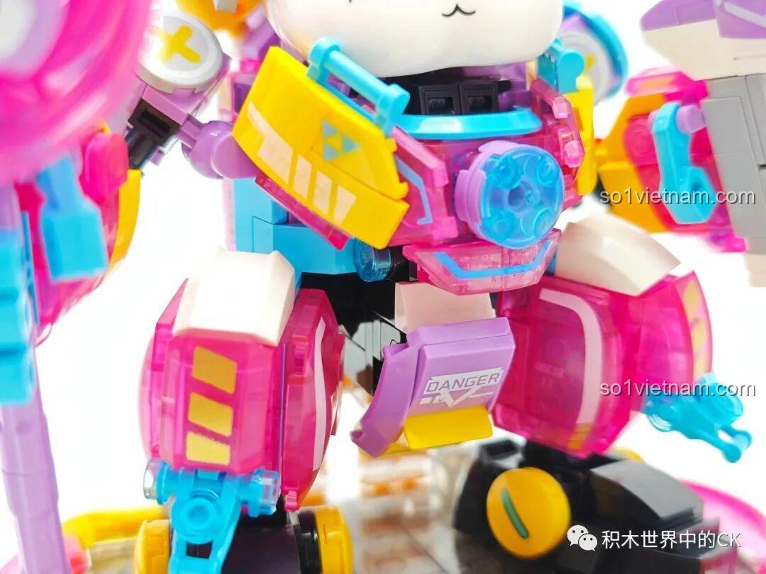 Chi tiết thân của Mô hình Mecha Gấu Trúc Phúc Bảo Hào ZHEGAO 662011, Robot Gấu Trúc 662011, giáp trụ vững chắc