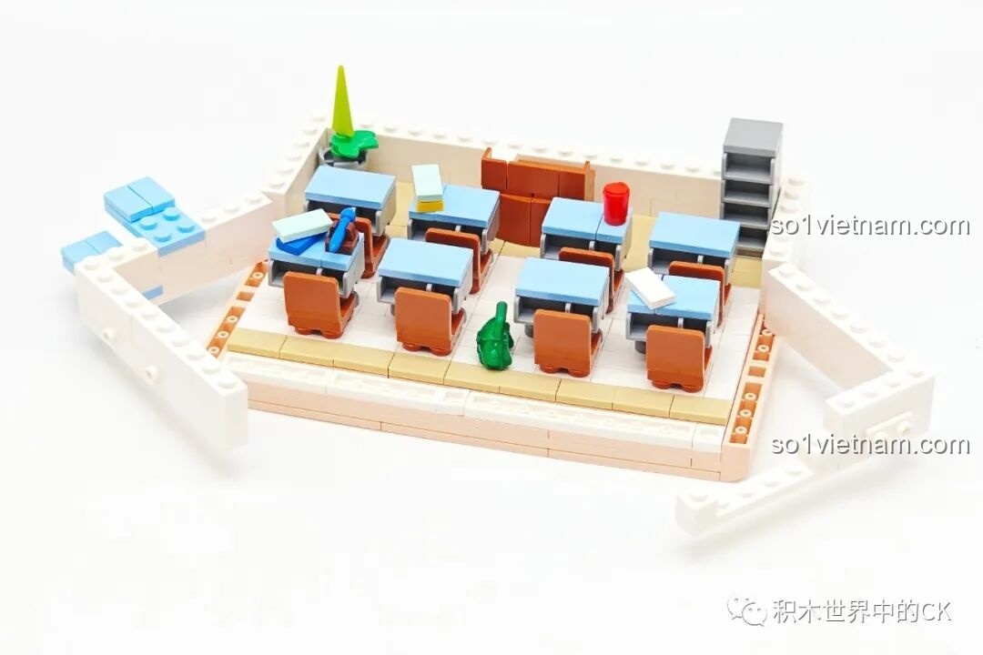 Quá trình lắp ráp bàn ghế trong lớp học của bộ ZHEGAO 663016 Vườn Trí Tuệ