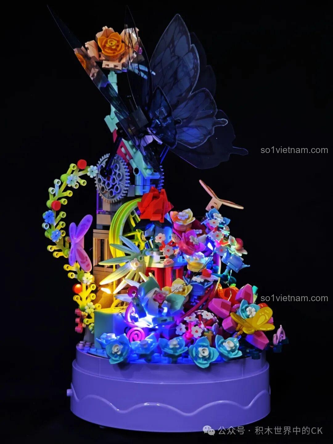 Hộp Nhạc Bướm Chiêu Tài ZHEGAO 663502 bộ lắp ghép có đèn LED lung linh, hộp nhạc du dương, bướm bay lượn, 650 mảnh, độ tuổi 14+