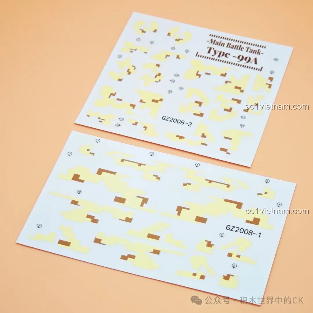 Bộ sticker đi kèm với họa tiết rằn ri độc đáo cho ZHEGAO GZ2008 Xe tăng 99A.