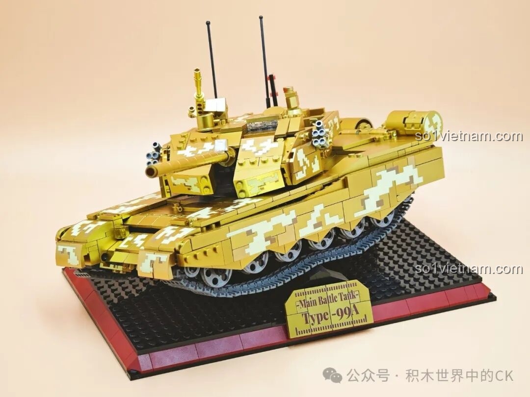 Cận cảnh tháp pháo xe tăng 99A ZHEGAO GZ2008 với súng chính và các vũ khí phụ.